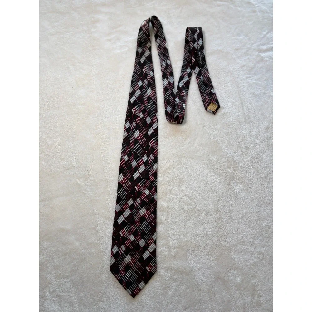 Bruno Piattelli Burgundy Geometric Silk Necktie Men OS Excellent